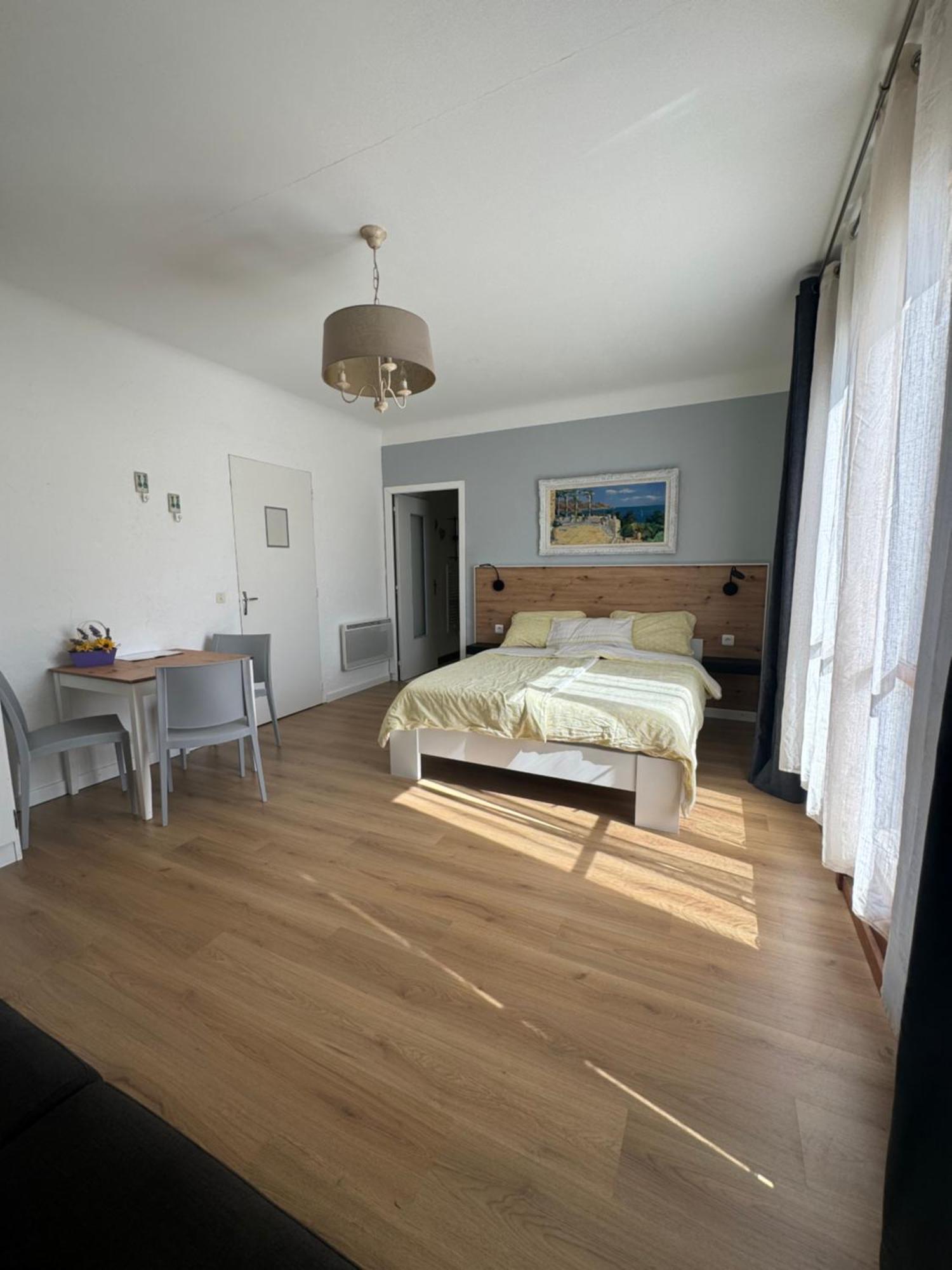 Bnb Castellane Chambre D'Hotes B&B Екстериор снимка