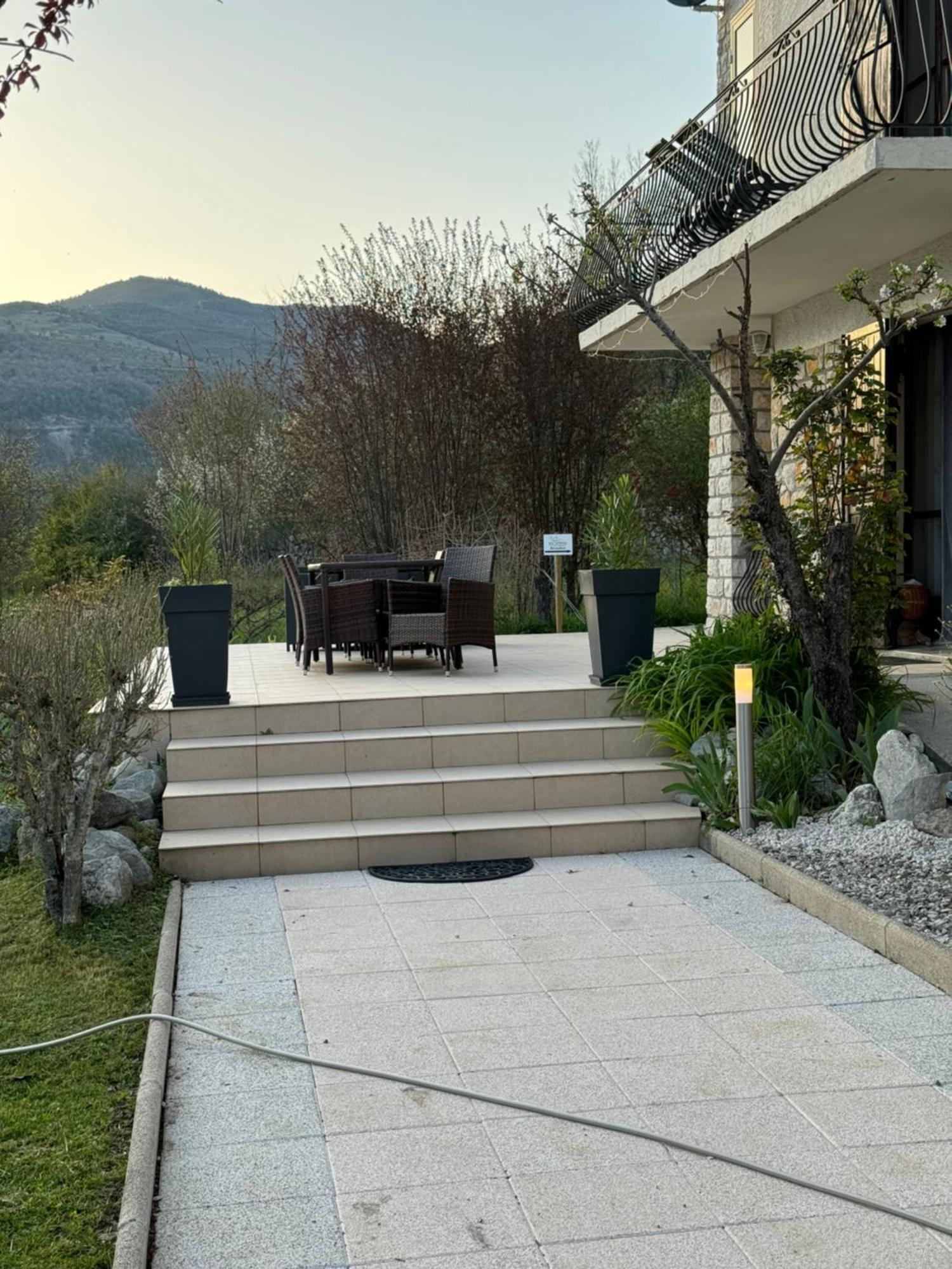 Bnb Castellane Chambre D'Hotes B&B Екстериор снимка