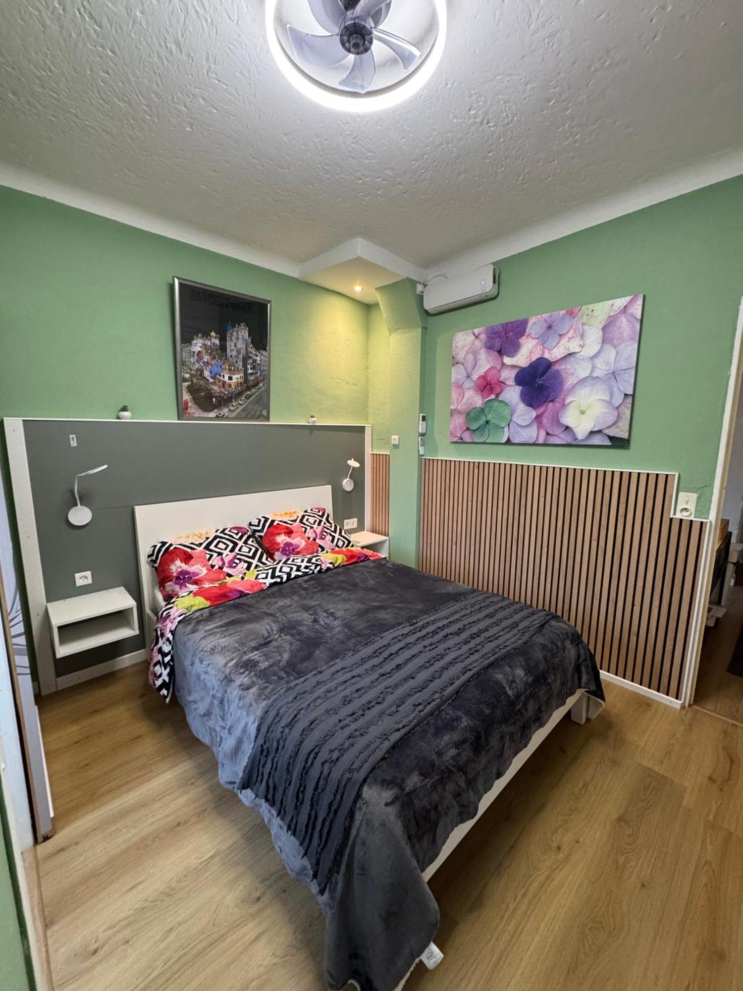 Bnb Castellane Chambre D'Hotes B&B Екстериор снимка